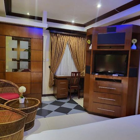 Fields Palace Hotel 앙헬레스 외부 사진