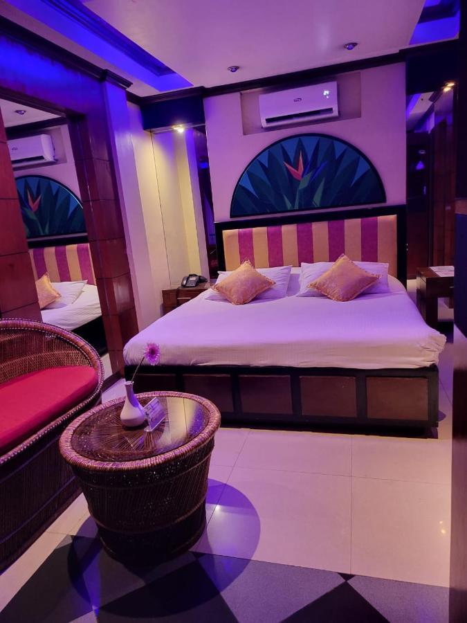 Fields Palace Hotel 앙헬레스 외부 사진