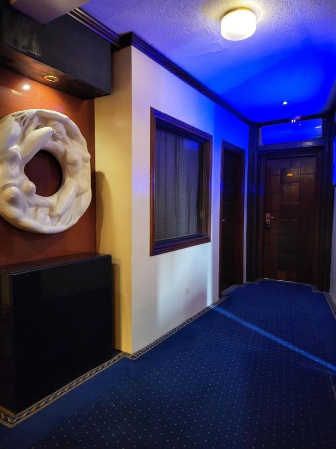 Fields Palace Hotel 앙헬레스 외부 사진