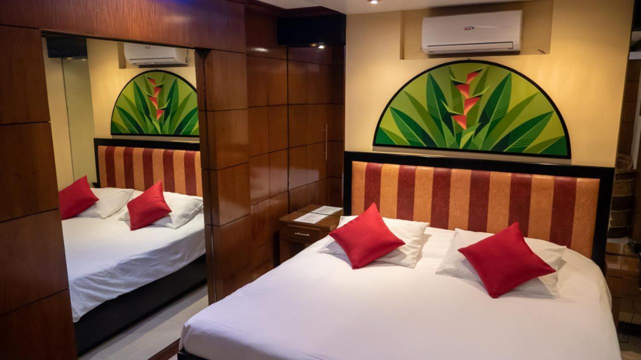 Fields Palace Hotel 앙헬레스 외부 사진
