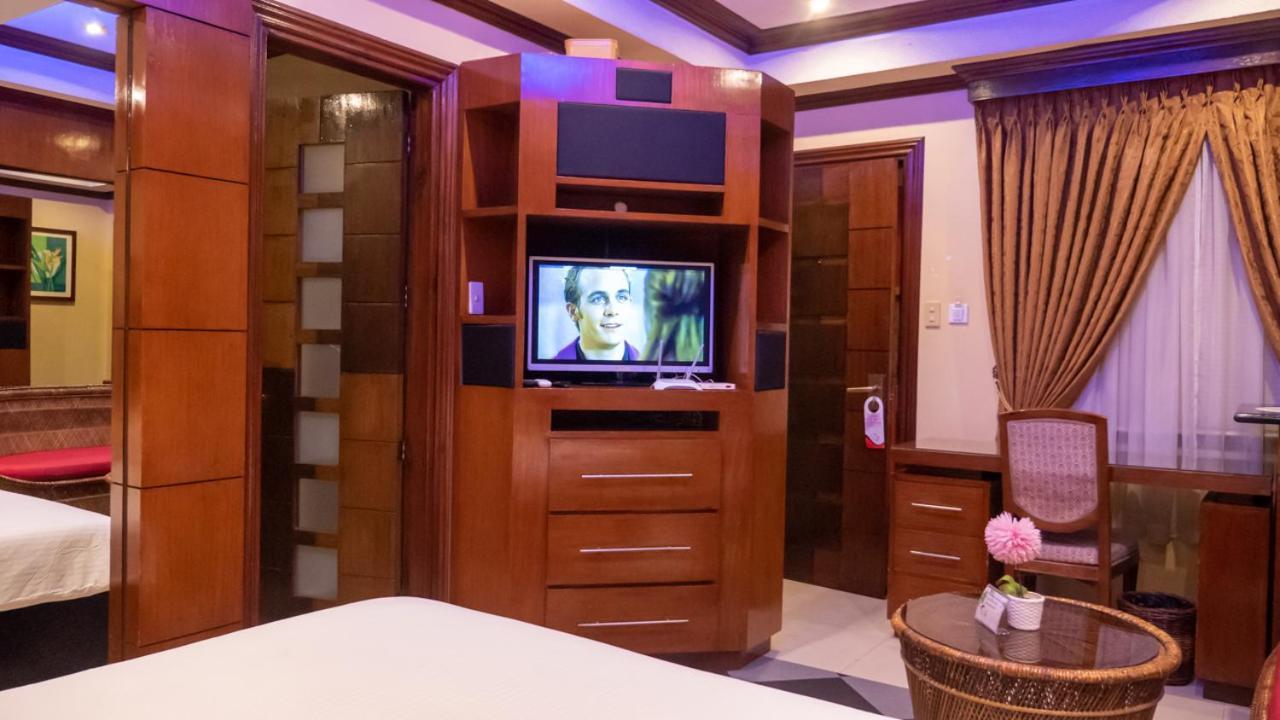 Fields Palace Hotel 앙헬레스 외부 사진