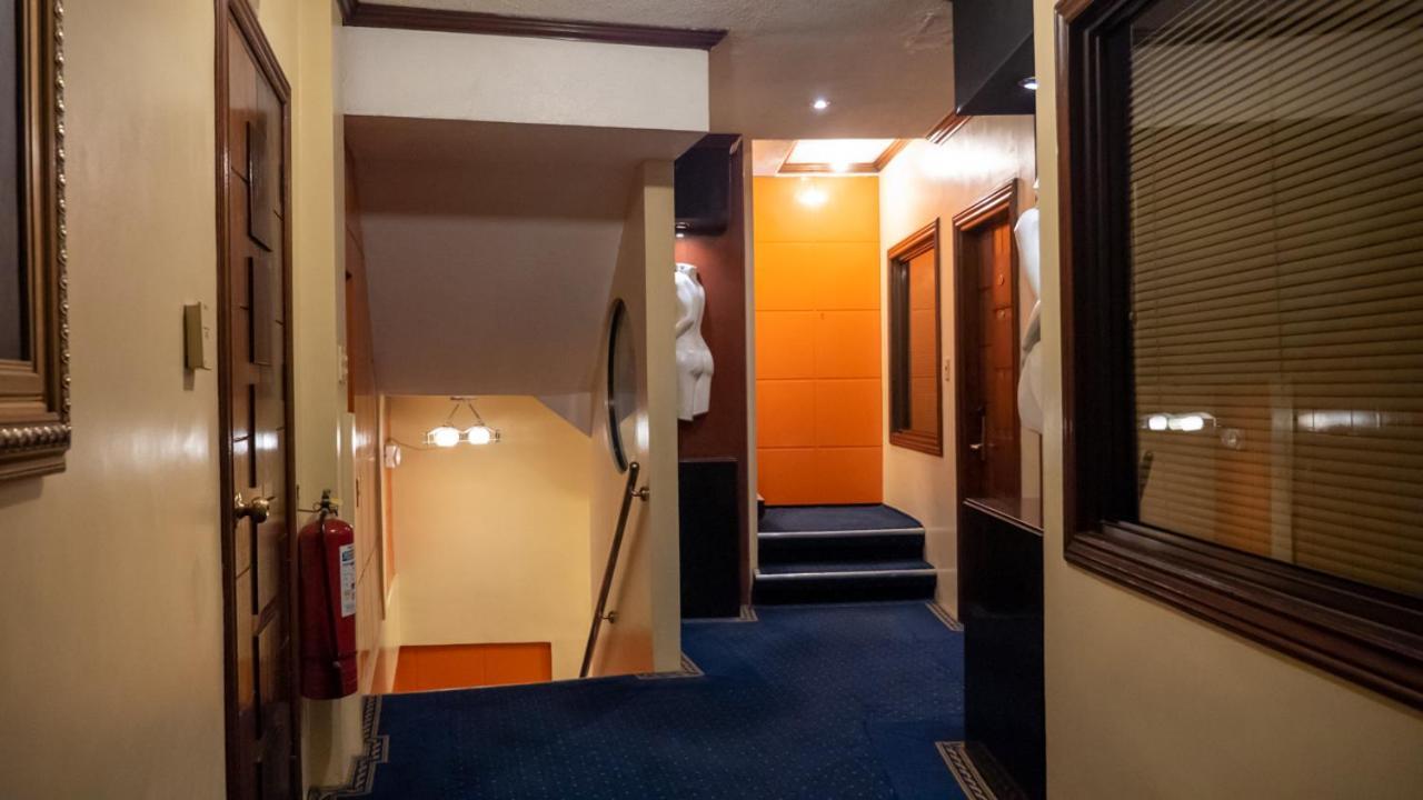 Fields Palace Hotel 앙헬레스 외부 사진