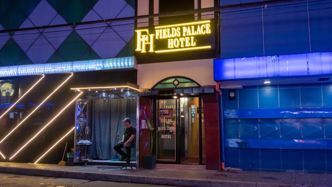 Fields Palace Hotel 앙헬레스 외부 사진